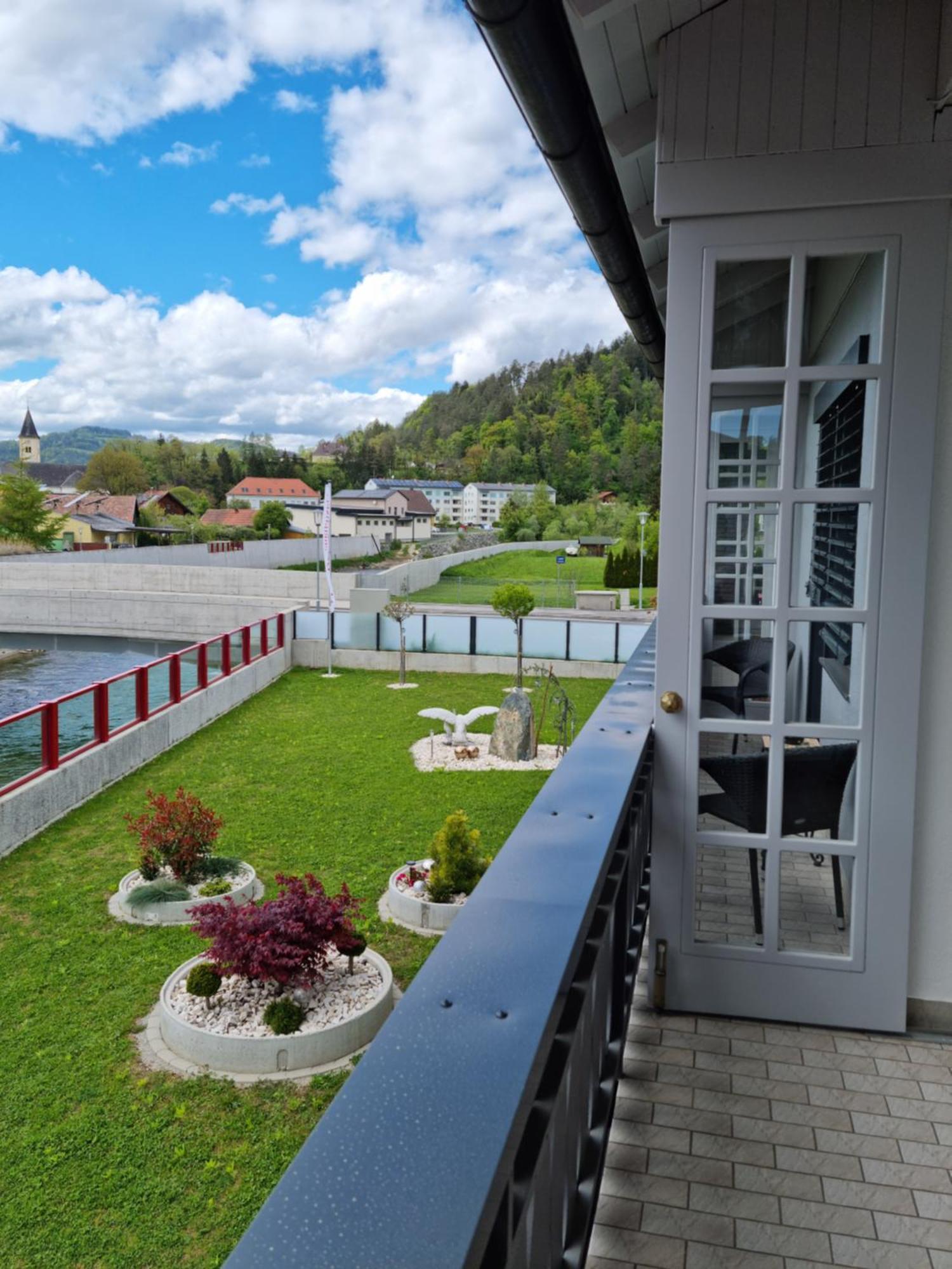 Gaestehaus Rettl Lavamünd Екстериор снимка
