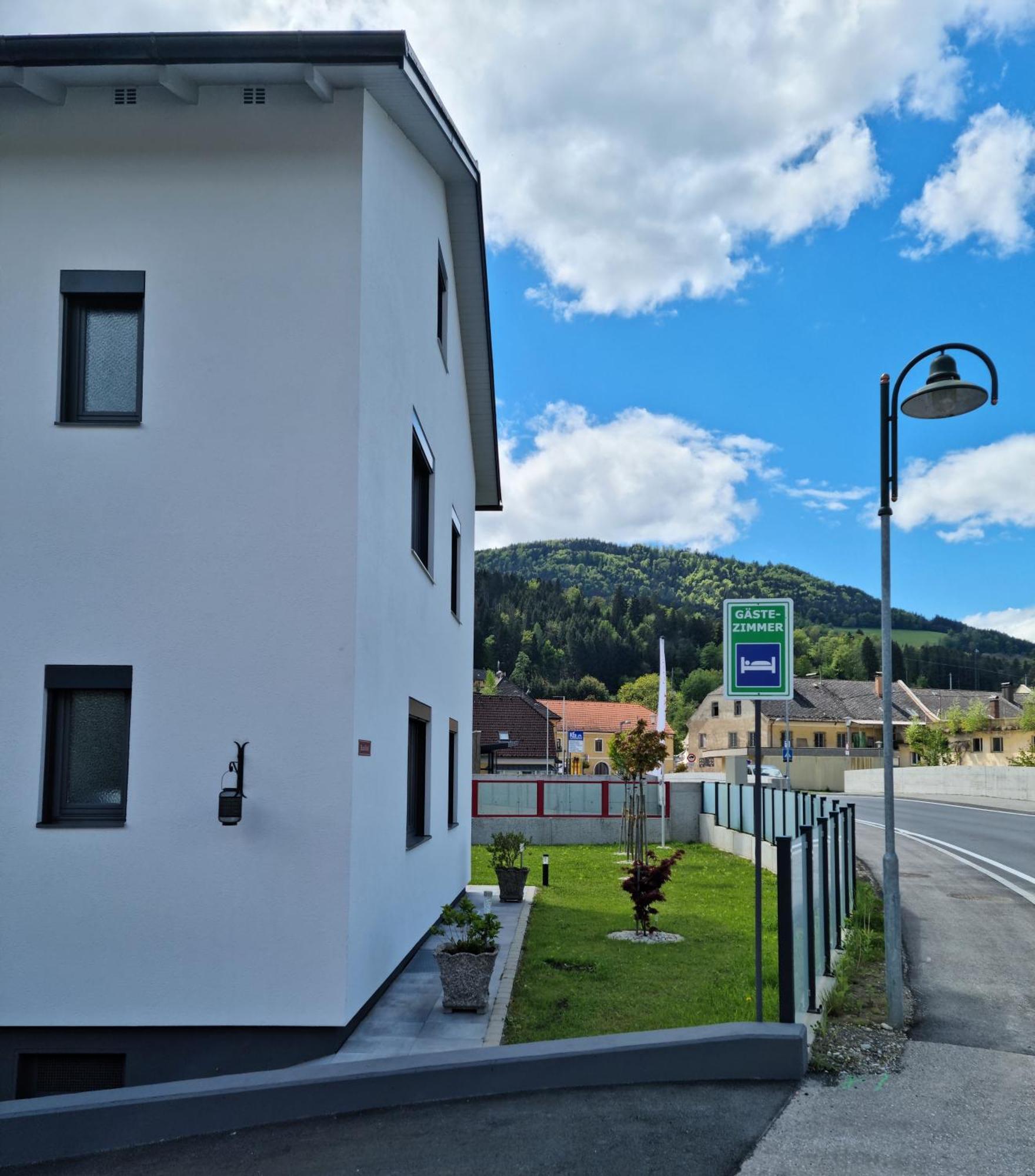 Gaestehaus Rettl Lavamünd Екстериор снимка